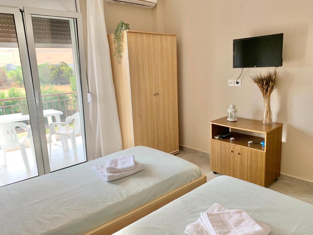 Lovely Apartment By The Sea 2 ….. Epanomí Exterior foto