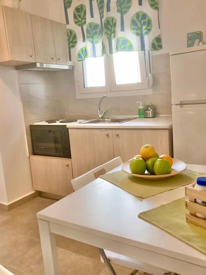 Lovely Apartment By The Sea 2 ….. Epanomí Exterior foto